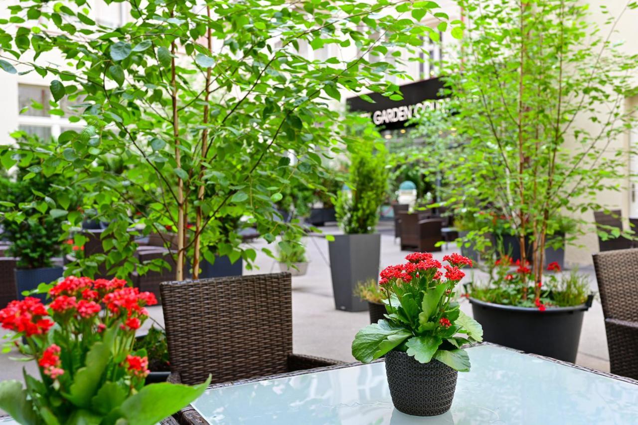 Hotel Garden Court Praga Esterno foto