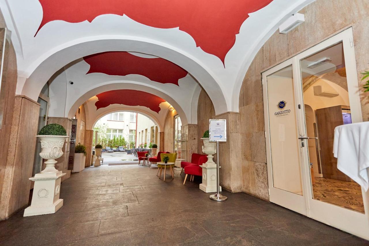 Hotel Garden Court Praga Esterno foto