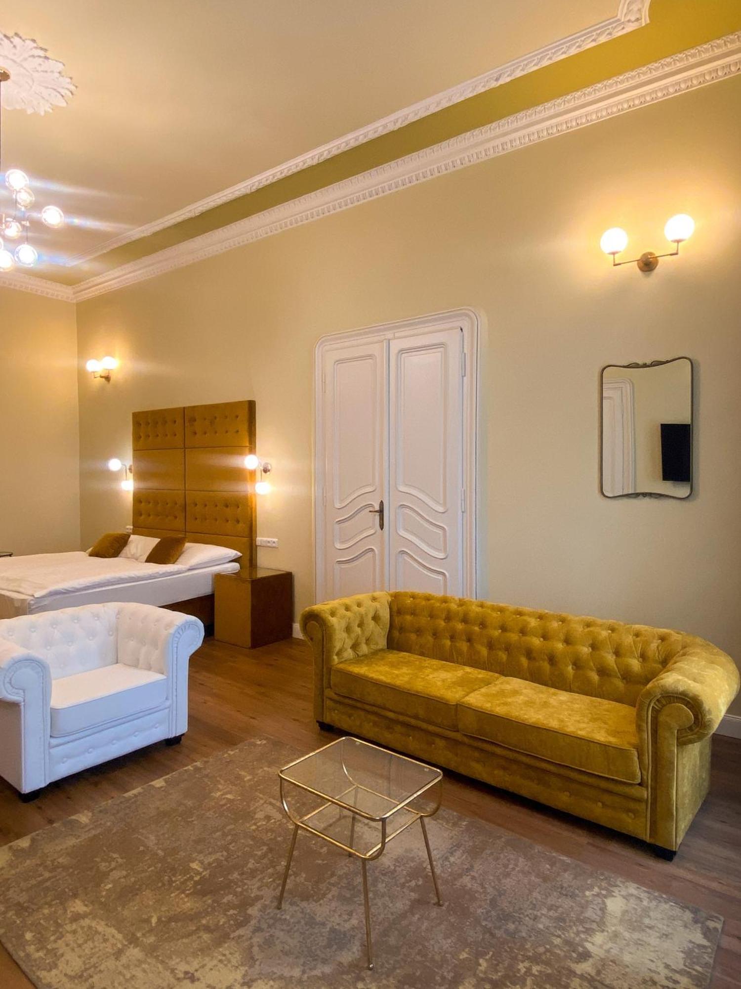 Hotel Garden Court Praga Esterno foto